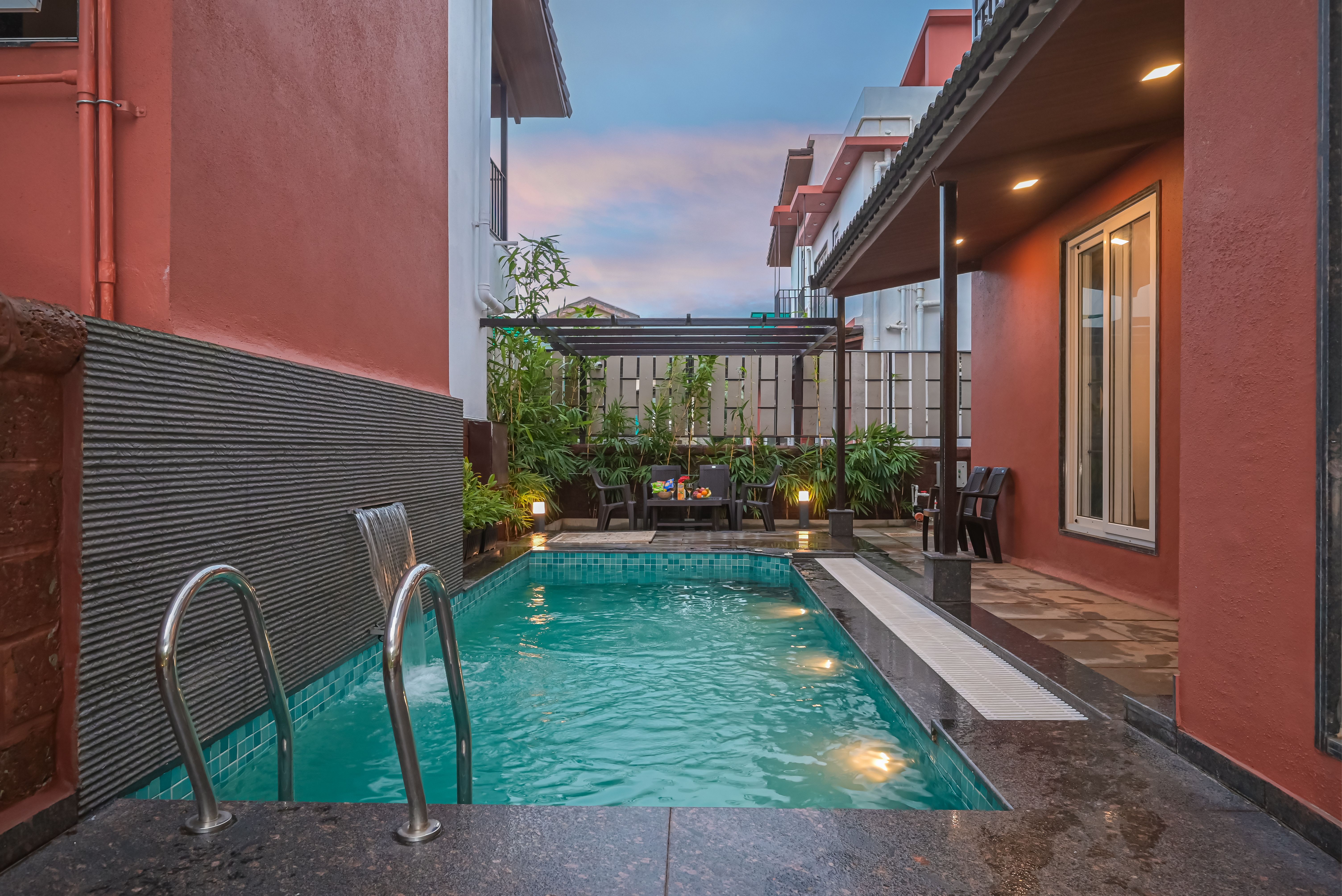 Blossom Groove Blossom Groove Swimming Pool (1)